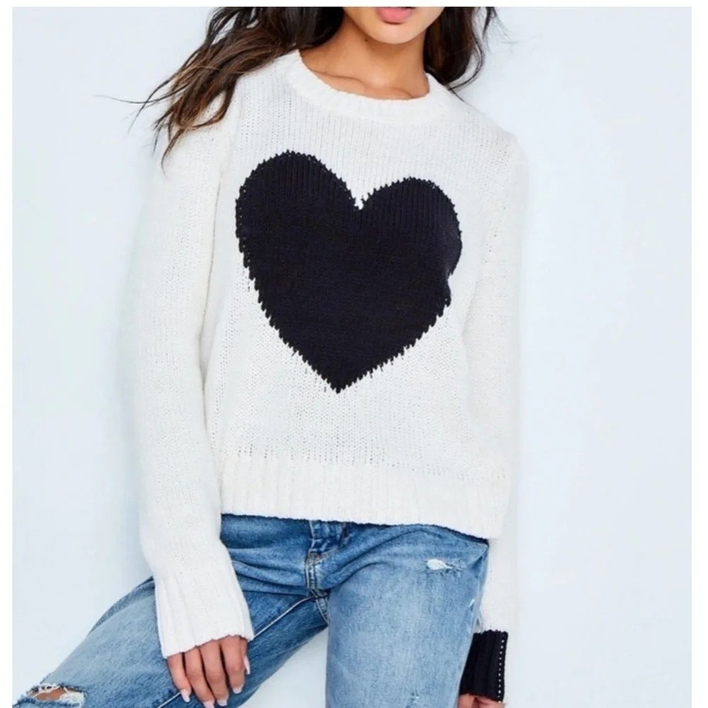 Lisa Todd Knit Heart Sweater Size XS Intarsia Cotton Blend Cream Black